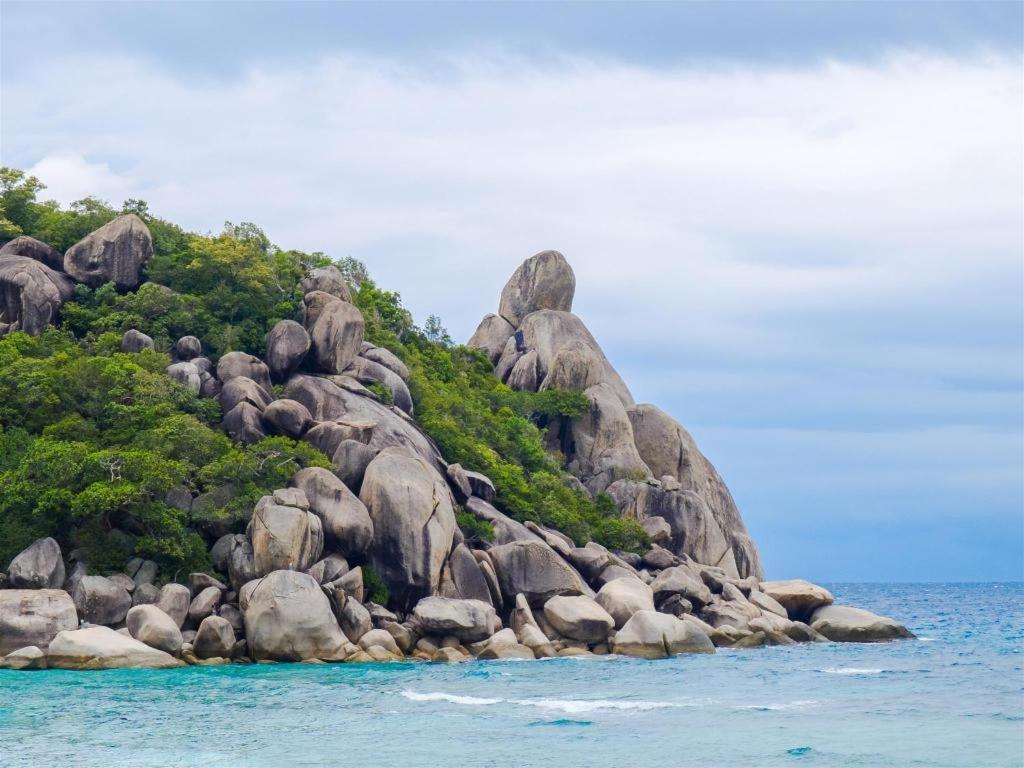 Thalassa Hotel Koh Tao Exterior photo